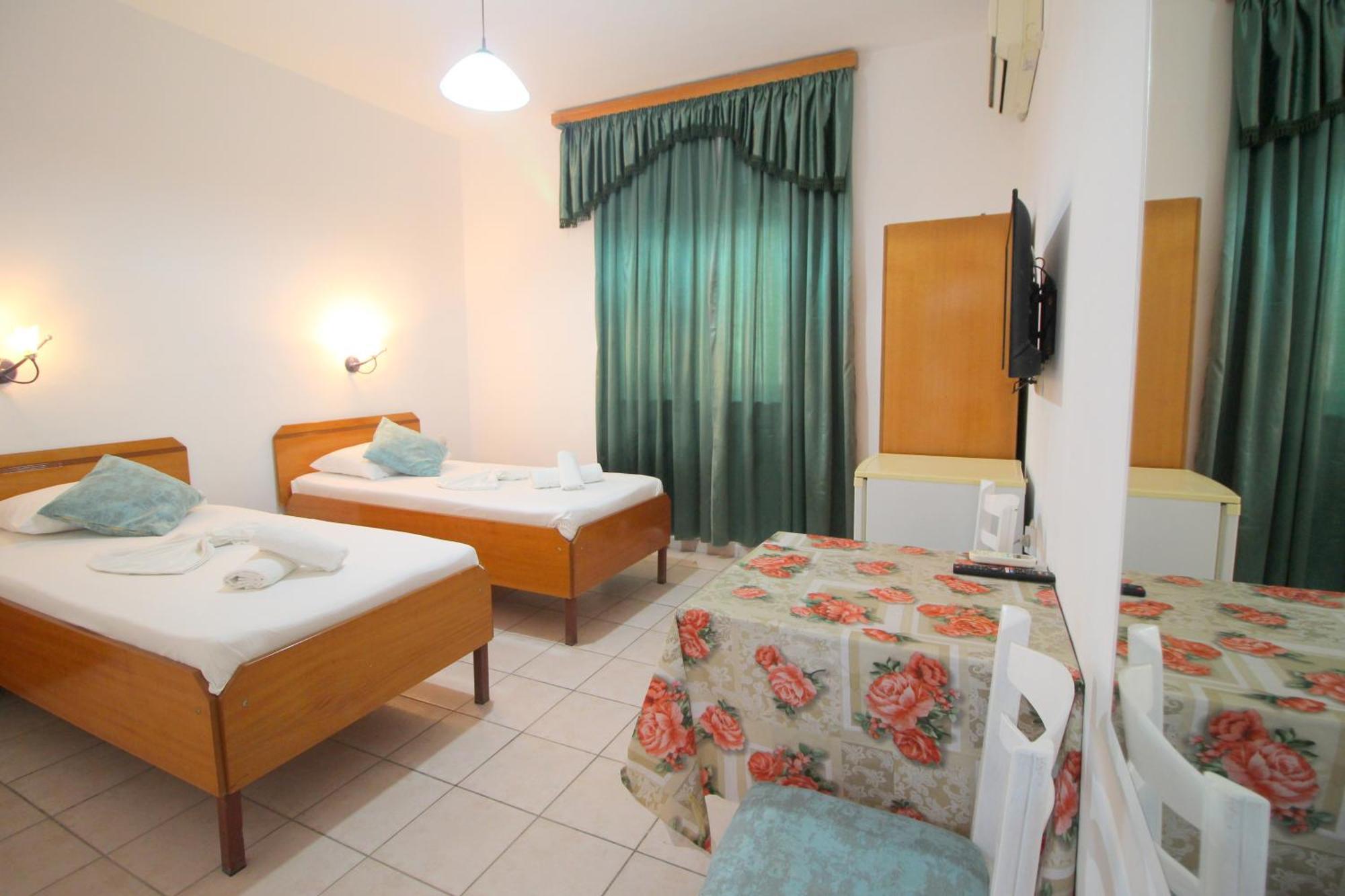 Hotel Ceka Sarande Exterior photo